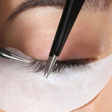 Load image into Gallery viewer, Eyelash Extensions Course (Classic &amp; Pre Made Volume)
