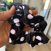Load image into Gallery viewer, Assorted Scrunchies