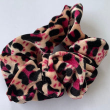 Load image into Gallery viewer, Assorted Scrunchies