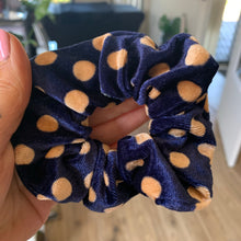 Load image into Gallery viewer, Assorted Scrunchies